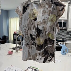 Like New White House Black Market Silk Blouse